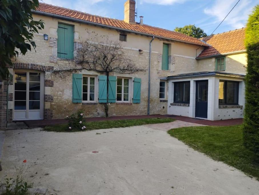 Maison De Campagne Lindry Екстериор снимка